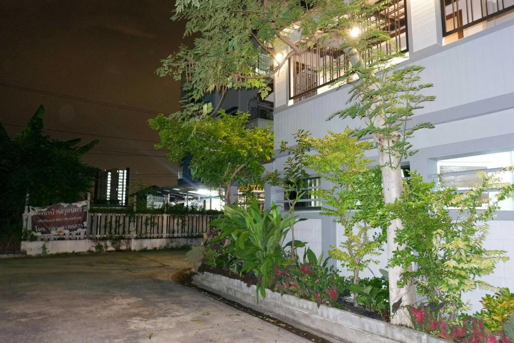 敦芒艾拉酒店 曼谷 外观 照片